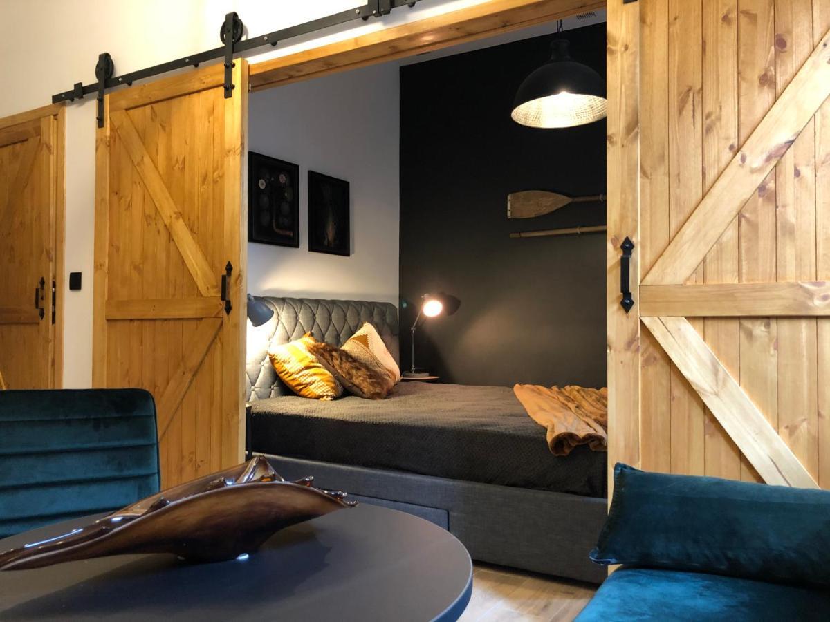 Julius Apartment