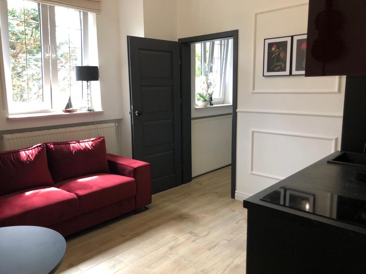 Julius Apartment *