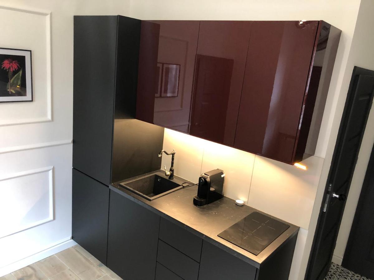 Julius Apartment